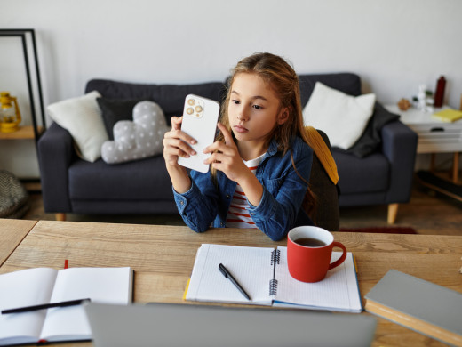 Obrazovky místo spánku a pohybu